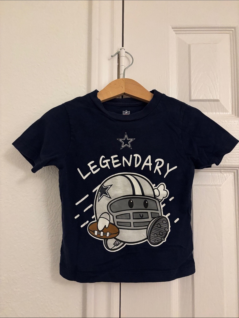 Dallas Cowboys Navy Kids Football Graphic Tee